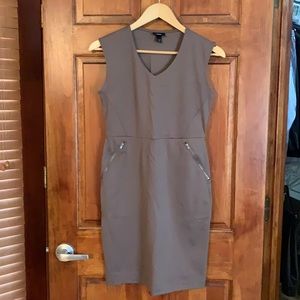 Mossimo stretchy v-neck casual work businesswear dress